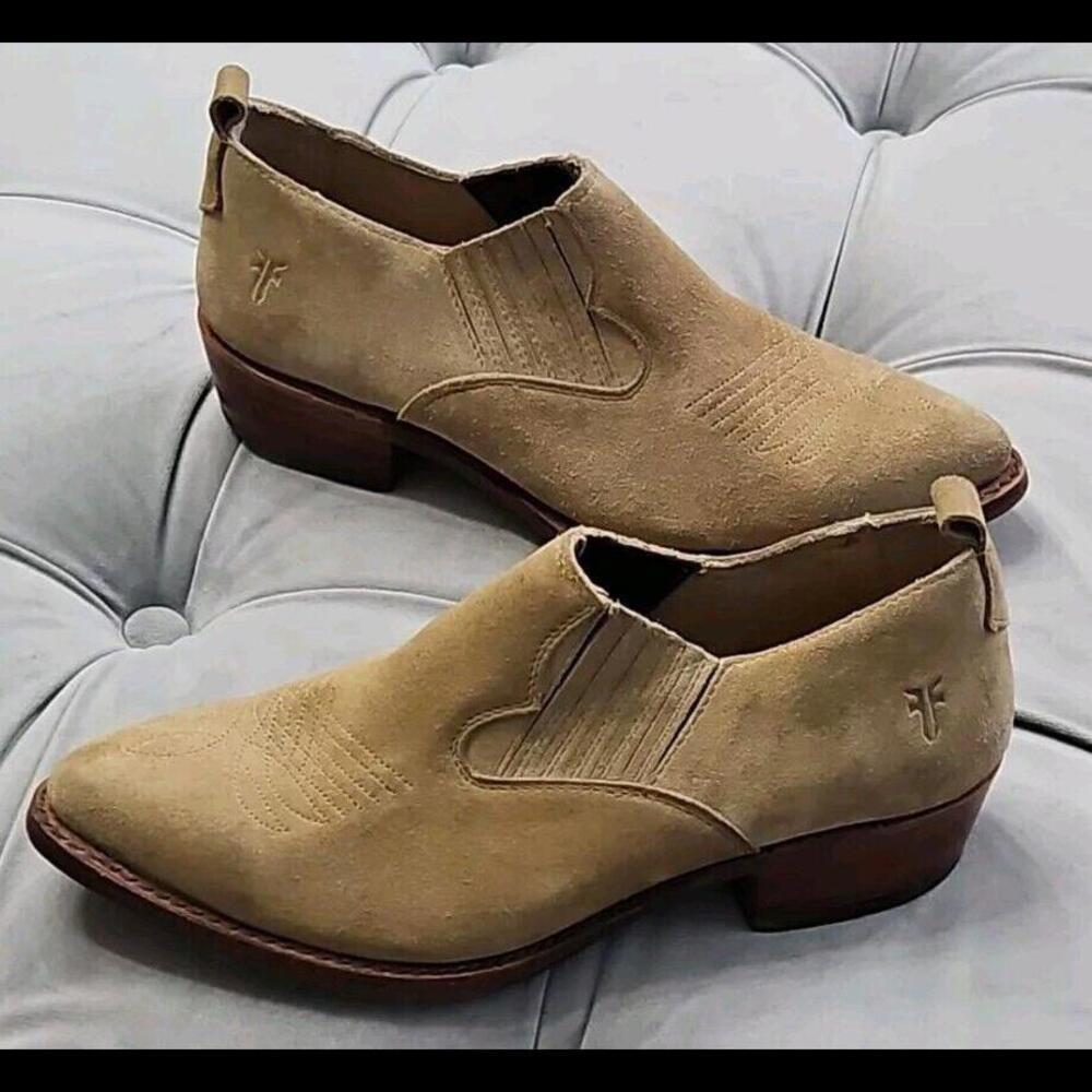 FRYE Tan Suede Booties Heels Womens Slip On Shoes 6